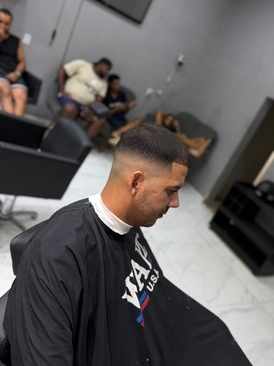 Post de corte em andamento
